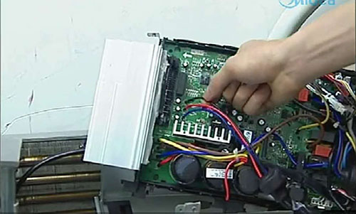 潢川美的空调电话是多少